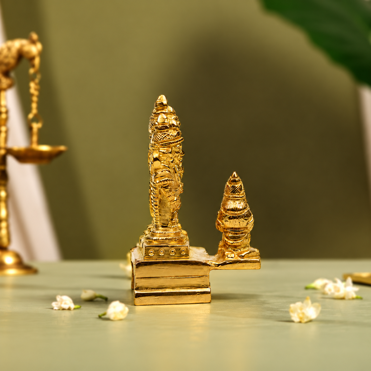 Ram Darbar with Hanuman Idol | Antique Golden Brass Finish