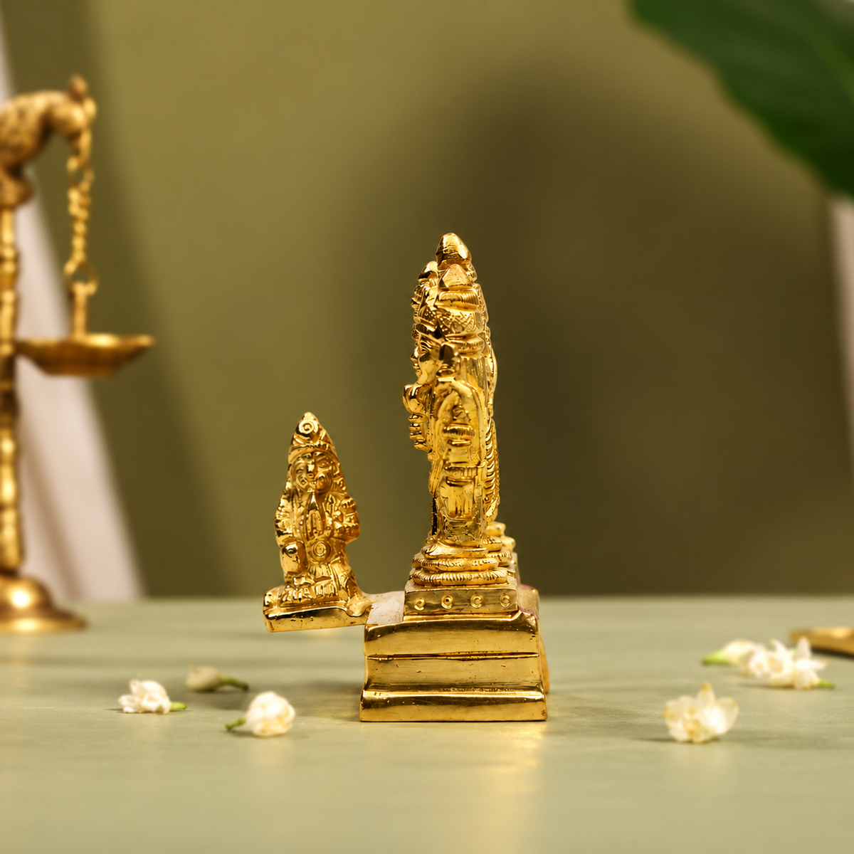 Ram Darbar with Hanuman Idol | Antique Golden Brass Finish